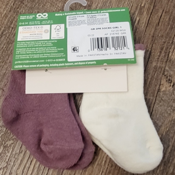 3/$12 Gerber Baby Girl Baby Socks 2-Pack Purple White Stays On NWT‎ - Picture 4 of 4